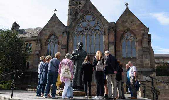 A group outing of the Newcastle Arts Society